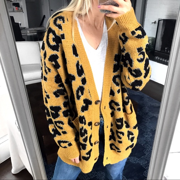 🆕 MUSTARD YELLOW BLACK LEOPARD PRINT CARDIGAN! - Picture 2 of 8